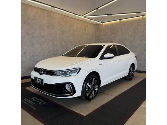 VOLKSWAGEN VIRTUS 1.0 200 TSI HIGHLINE AUTOMÁTICO